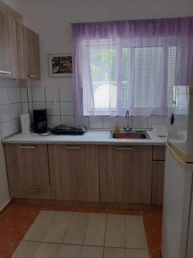 Cozy Flat In Nea Makriアパートメント エクステリア 写真