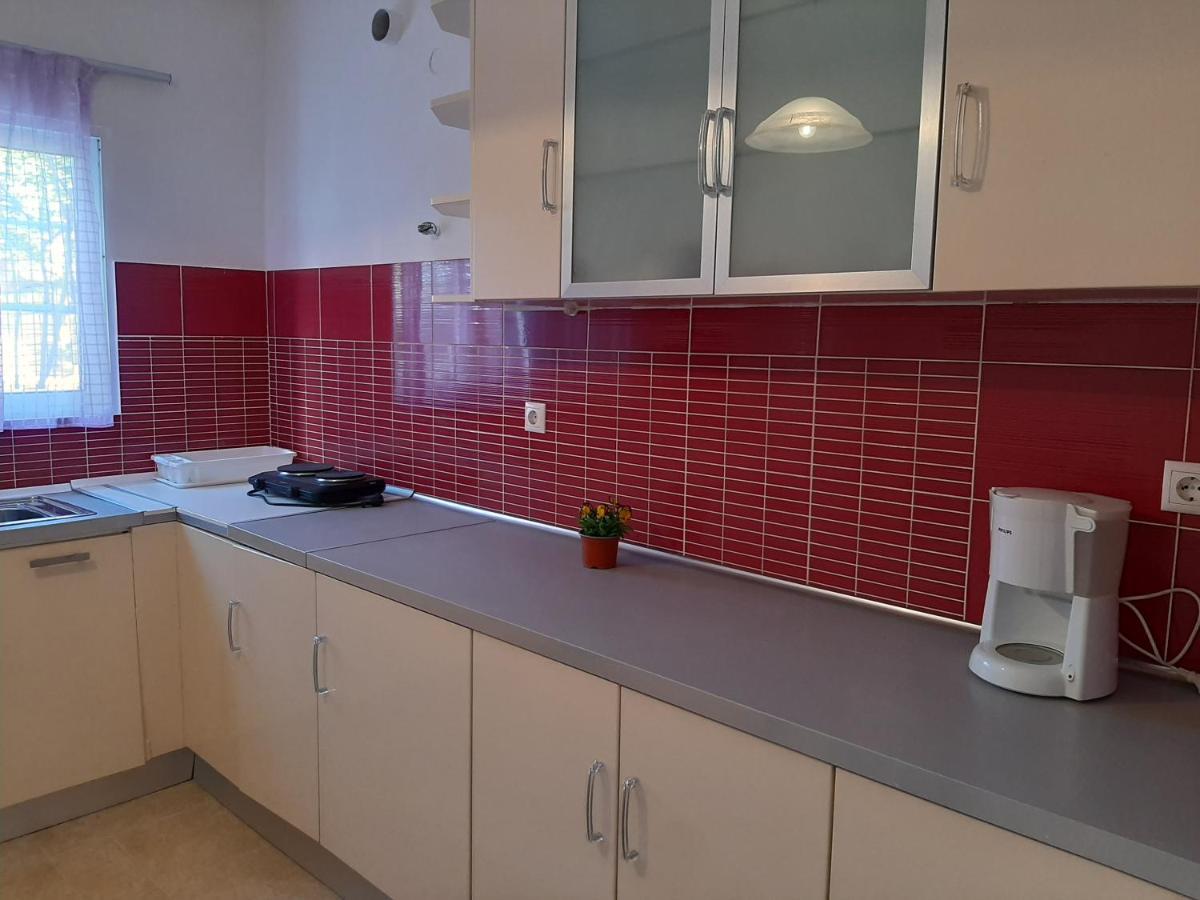 Cozy Flat In Nea Makriアパートメント エクステリア 写真