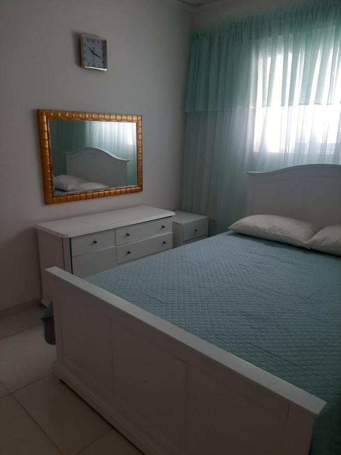 Cozy Flat In Nea Makriアパートメント エクステリア 写真