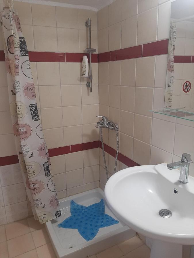 Cozy Flat In Nea Makriアパートメント エクステリア 写真