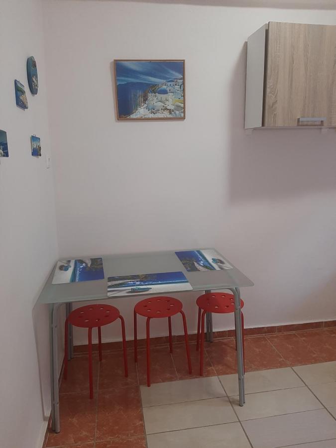 Cozy Flat In Nea Makriアパートメント エクステリア 写真